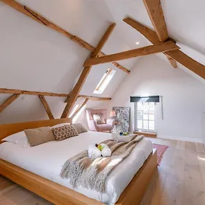 Huswell - Charming In The Green Neighbourhood Of Appartement Gent